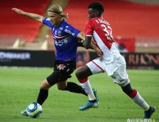 开云体育官网-摩纳哥队主场告负，遗憾输给了布雷斯特队