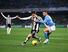 开云体育-尤文图斯外援表现亮眼，助球队逆转