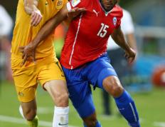 开云体育官方网站-防守铁卫稳固后防，球队获胜进入前八