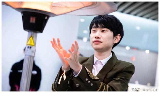 开云体育在线-MAD力克GEN，Doinb线上压制力十足强强对话入围赛，让粉丝疯狂欢呼的简单介绍