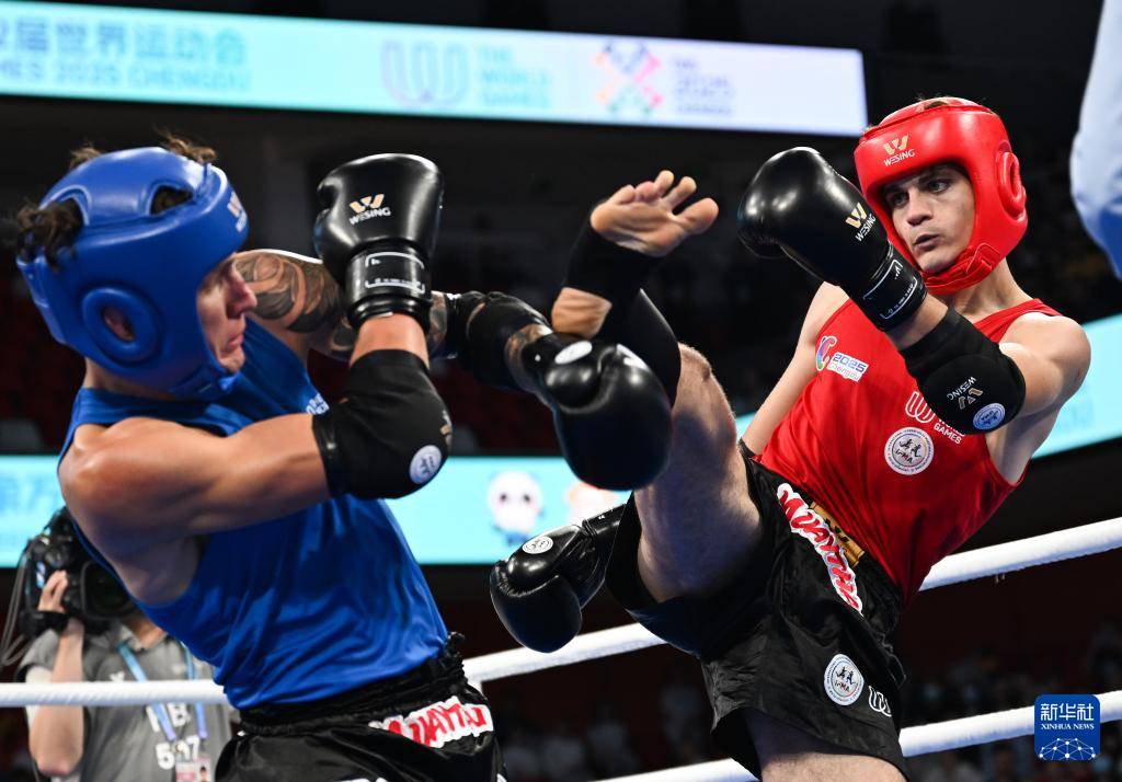 开云体育中国-泰国拳击选手力克对手，获得冠军