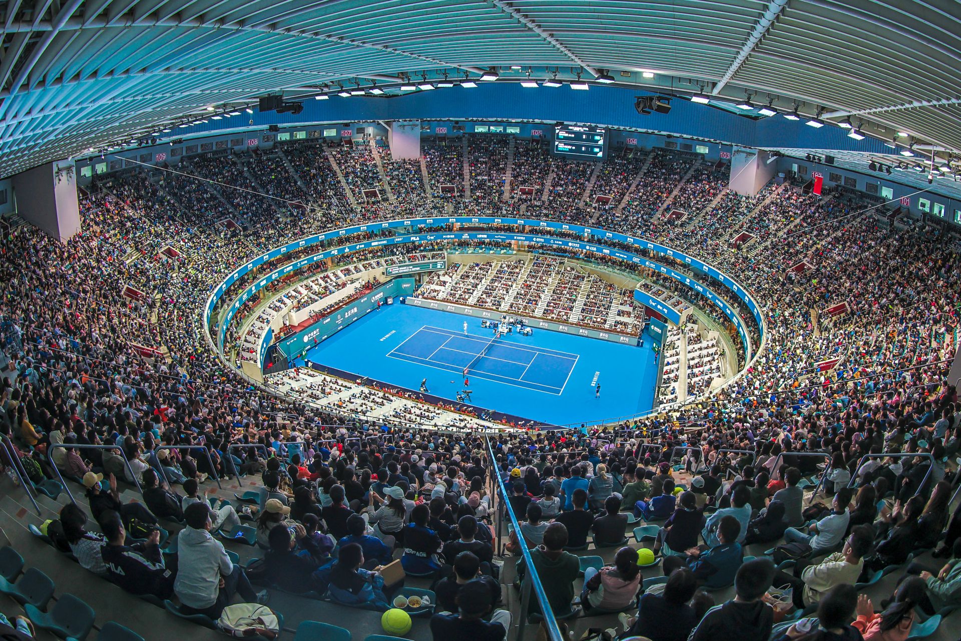 开云体育app-顶尖球员对决，激烈比拼展开