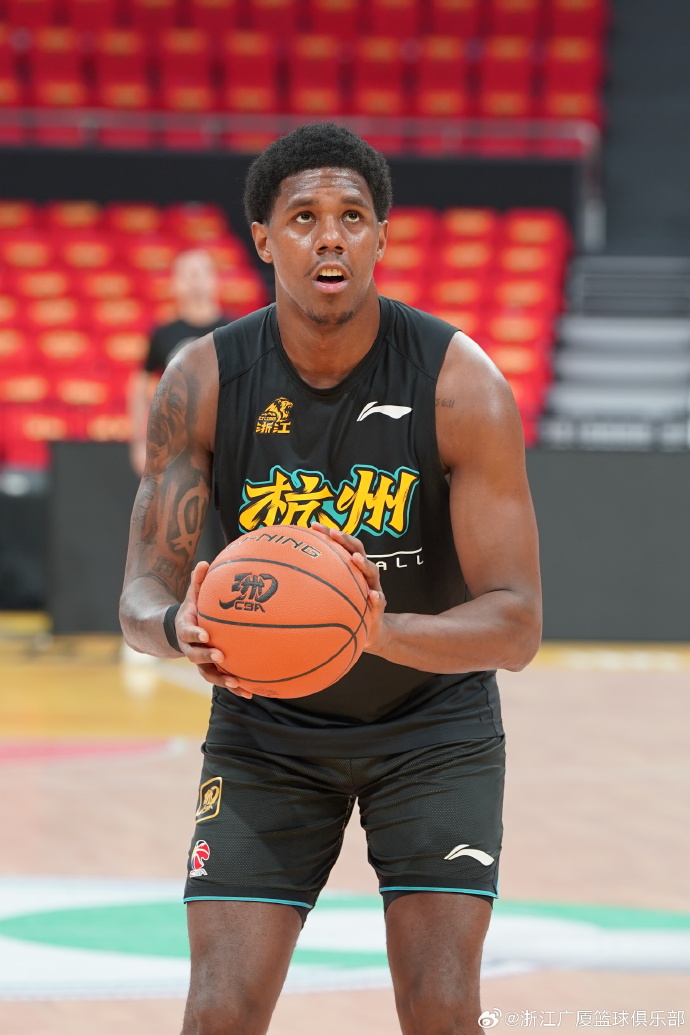 开云官网-浙江男篮战胜对手,奏响胜利的战歌的简单介绍