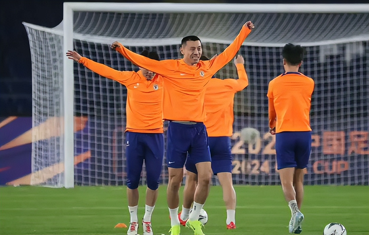 开云体育入口-山东鲁能客场击败青岛黄海，积分榜前后苦战