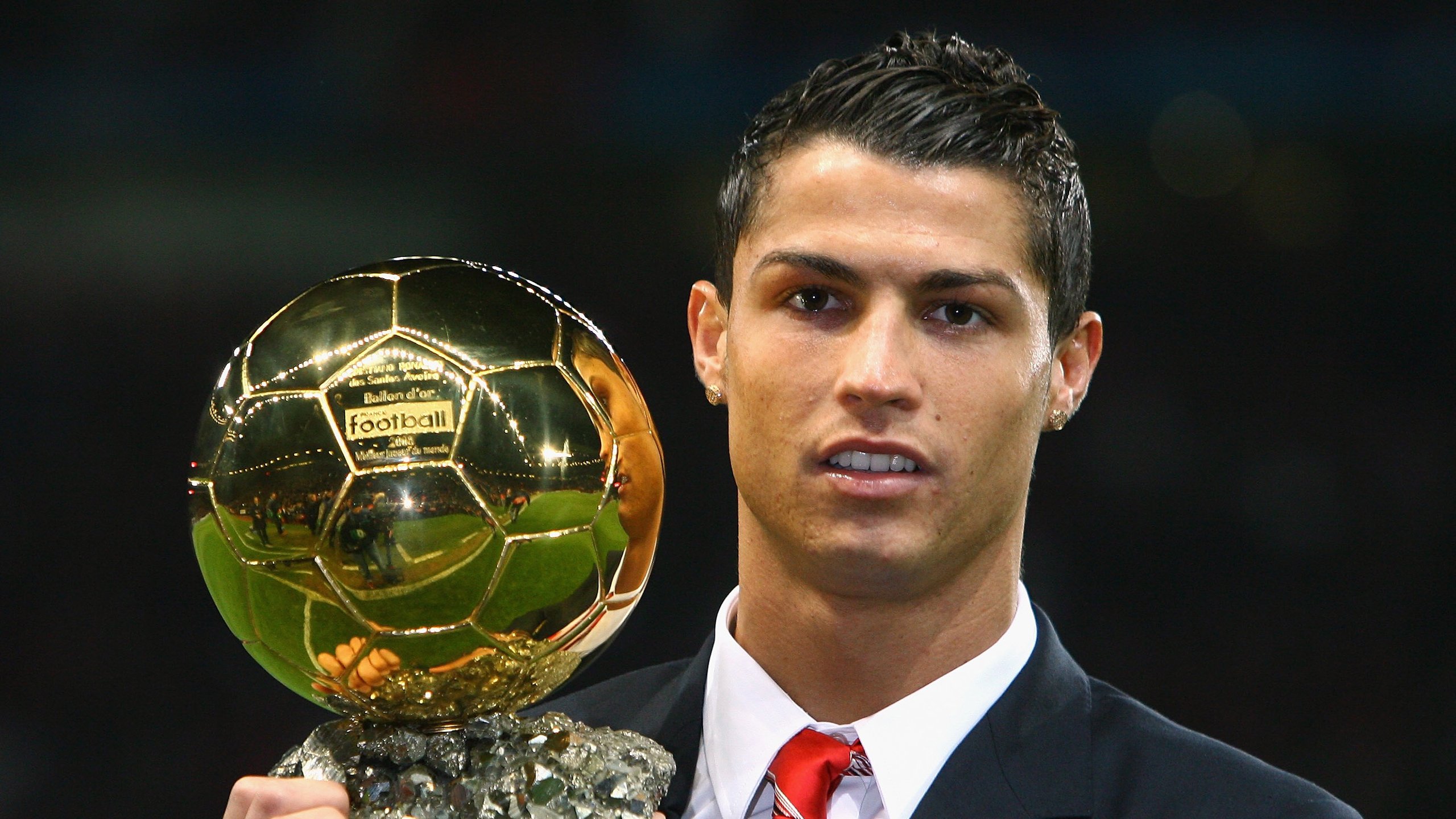 开云体育入口-临界时刻，巴黎奥运前夜的寂静与轰鸣—恩佐的制胜一毫米